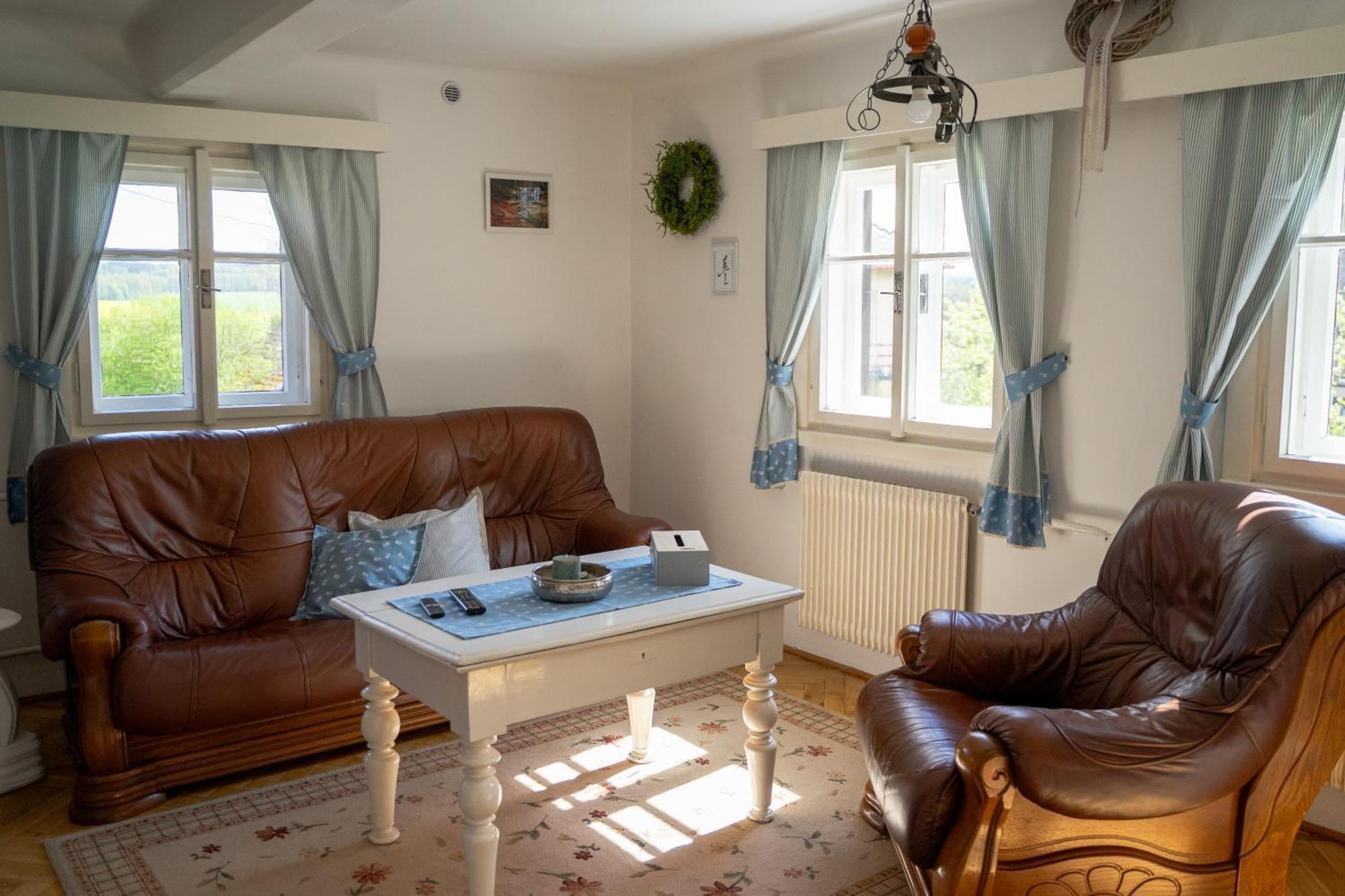 Roubenka Doubravice Villa Hrubá Skála Bagian luar foto