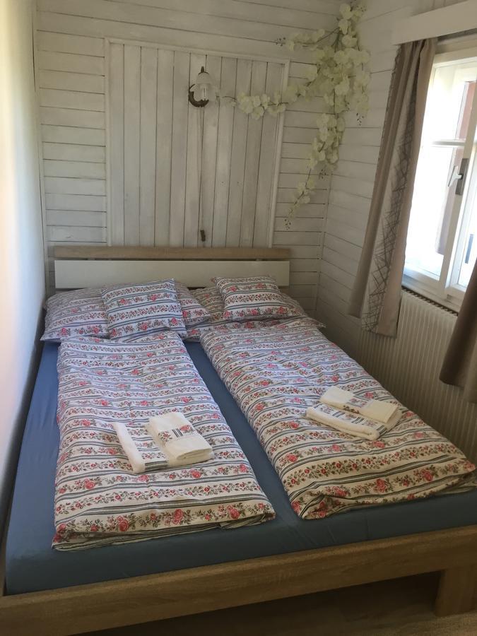 Roubenka Doubravice Villa Hrubá Skála Bagian luar foto