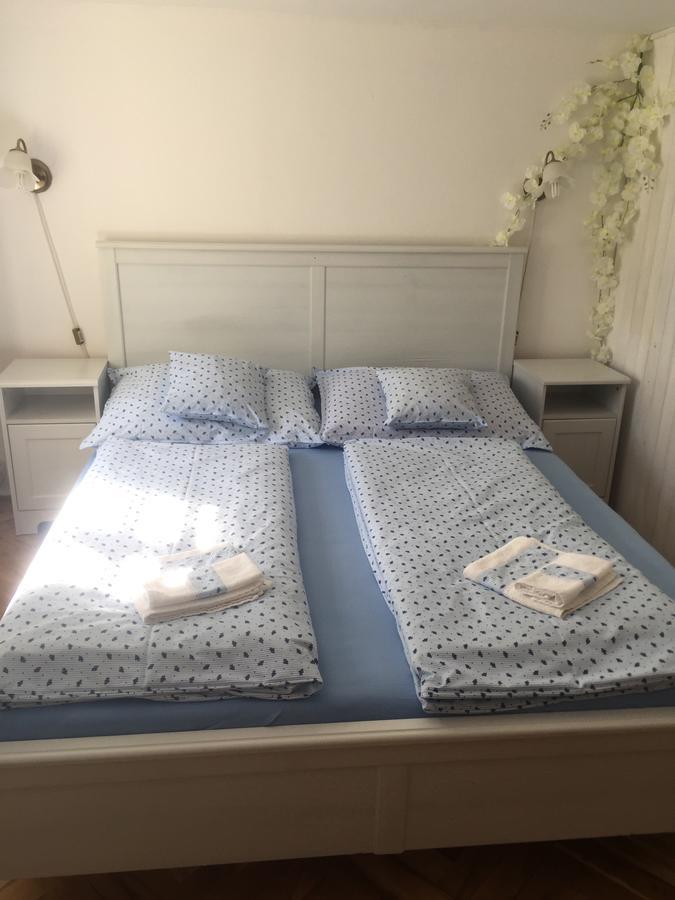 Roubenka Doubravice Villa Hrubá Skála Bagian luar foto